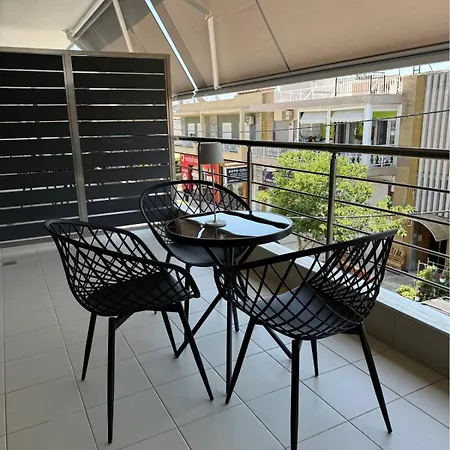 Local Suites - Nea Moudania Chalkidiki Buitenkant foto