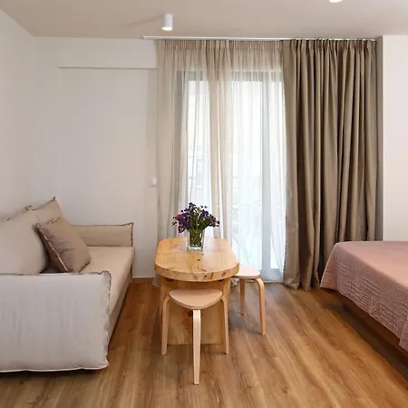 Local Suites - Nea Moudania Chalkidiki Buitenkant foto