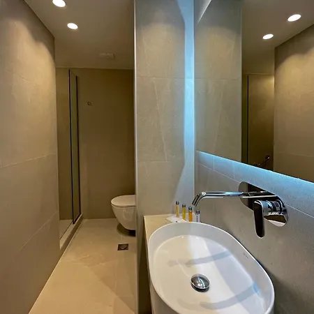 Local Suites - Nea Moudania Chalkidiki Buitenkant foto