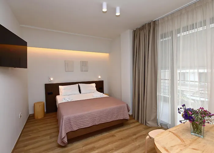 Local Suites - Nea Moudania Chalkidiki